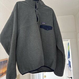 Patagonia Men's Zip-Up Gray Sweater